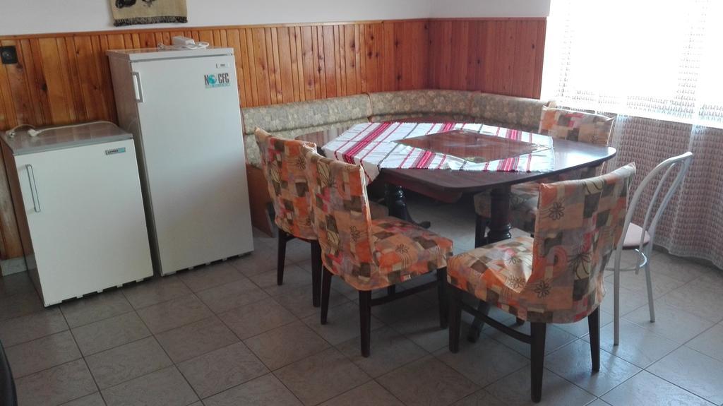 Plajbi Apartment Hajdúszoboszló Eksteriør billede